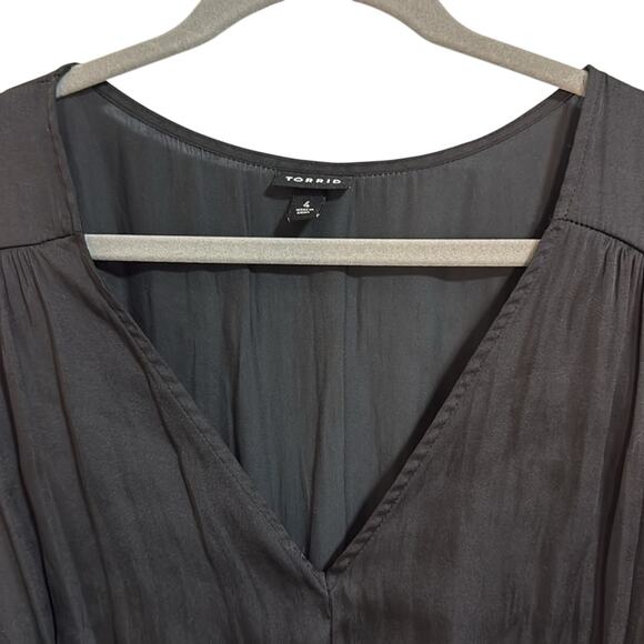Torrid Blouse Peplum Satin Smocked Waist Top Black Size 4X - Picture 7 of 8